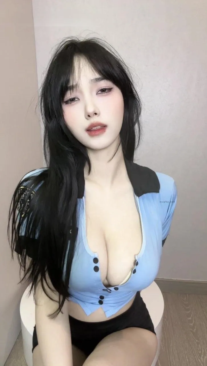 琳铛 – 蓝色套装包臀裙【28P】